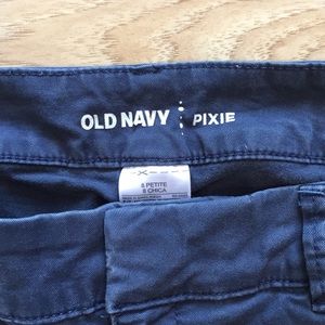 Old Navy Blue Pixie pant SZ 8P